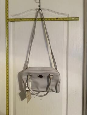 ETIENNE AIGNER WOMEN'S LIGHT GRAY GENUINE LEATHER HANDBAG NWT